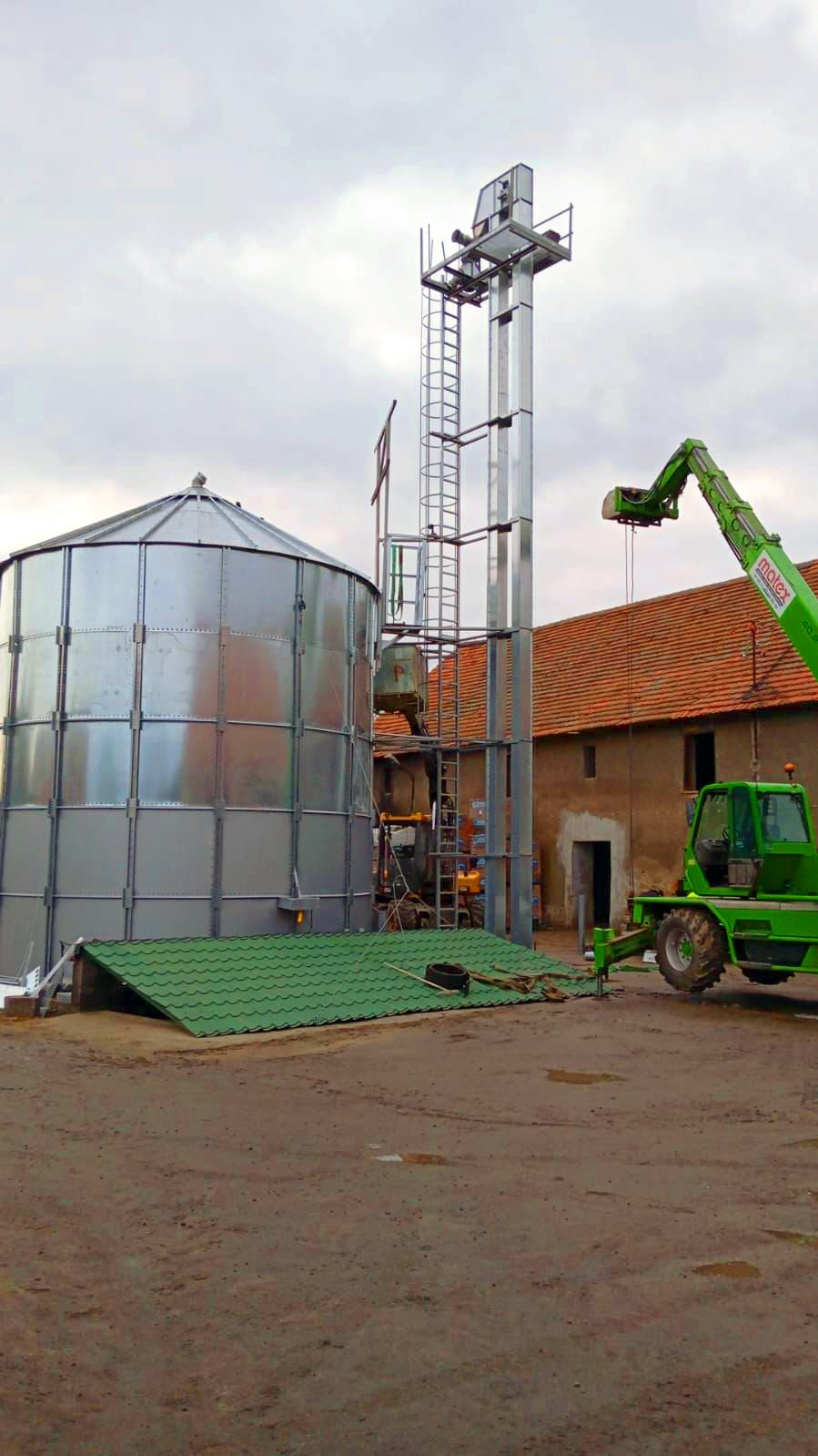title=”Realizacje – silos płaskodenny” alt="silos płaskodenny zbożowy"